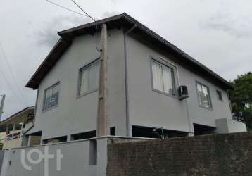 Casa à venda em morro das pedras com 195 m², 3 qua