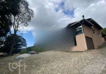 Casa à venda em alto ribeirão leste com 1560 m², 2