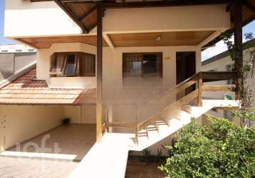 Casa à venda em trindade com 318 m², 4 quartos, 2