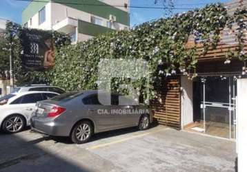 Casa residencial ou comercial à venda na trindade