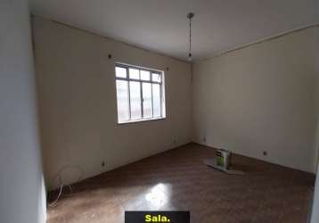 Casa tipo apartamento próximo ao centro de bangu! rua santa cecília