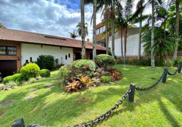 Casa com 3 quartos à venda na rua coroados, 1195, vila assunção, porto alegre por r$ 2.120.000