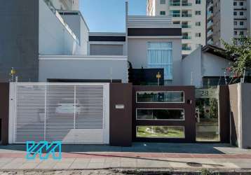 Casa com 3 quartos à venda na rua são paulo, 282, são judas, itajaí por r$ 1.600.000