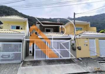 Casa com 3 quartos à venda na rua demócrito da cunha silveira, piratininga, niterói, 164 m2 por r$ 750.000