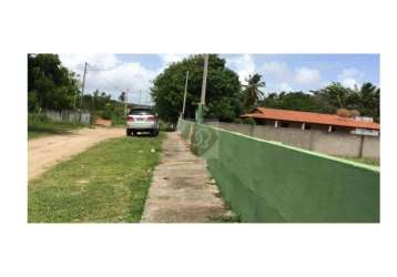 Excelente terreno plano murado - praia de muriú - 1.600m2 (escriturado) - r$300.000,00 - oportunidade única - recebe proposta !!!