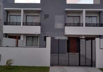 Casa com 2 quartos à venda na rua fidélis govoni, 905, campeche, florianópolis por r$ 790.000