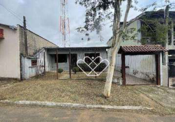 Casa espaçosa com quintal no bairro vera cruz – 2 dormitórios e 3 vagas cobertas