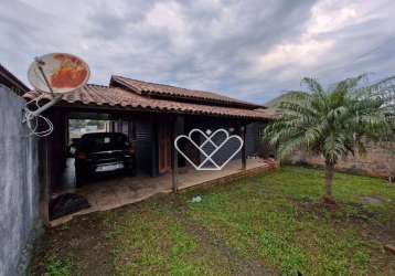 Casa ampla com pátio espaçoso para alugar no parque olinda