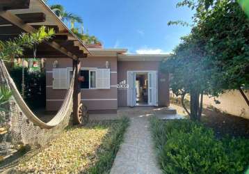 Casa para venda em sombrio, centro, 2 dormitórios, 1 suíte, 1 banheiro, 1 vaga