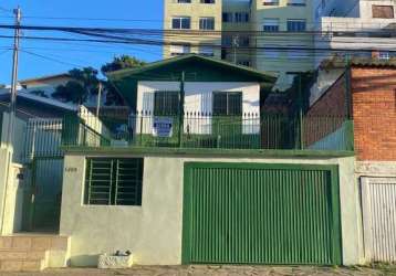 Casa com 3 quartos para alugar no sagrada família, caxias do sul  por r$ 1.100