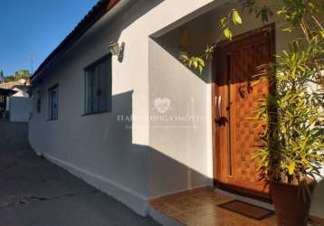 Casa localizada na vila barth em itapetininga