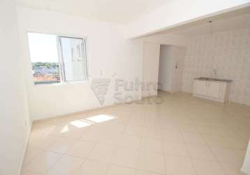 Apartamento de 03 quartos