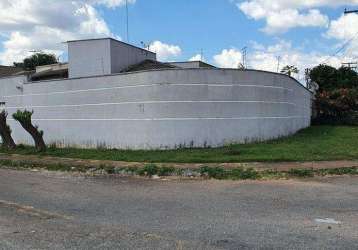 Casa 3 quartos no residencial sevilha, goiânia-go