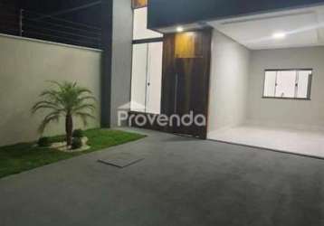 Casa 3 quartos sendo 1 com closet no três marias