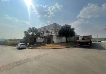 Imovel comercial 2.700,00m² - senador canedo