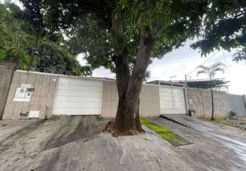 Casa comercial 4 quartos com mais 2 ediculas no setor parque amazonia