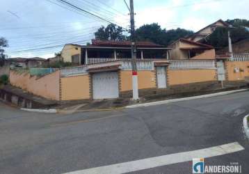 Casa com 4 quartos à venda na rua valdemiro josé viana, araçatiba, maricá, 220 m2 por r$ 650.000