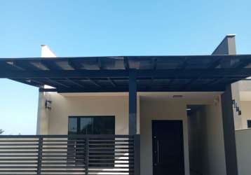 Casa  em itajuba: próximo à praia e mobiliada