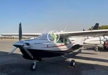 Vende-se avião cessna 210 turbo – ano 1980