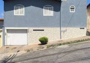 Casa com 4 quartos à venda na topázio, --, pedra azul, contagem por r$ 585.000