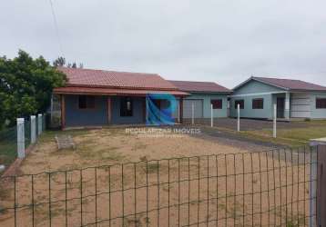 Casa à venda no bairro xangrilá dos mares - passo de torres/sc