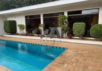 Casa térrea com 4 dormitórios, 7 banheiros, quarto serviços, piscina, 6 vagas, parque continental,osasco.