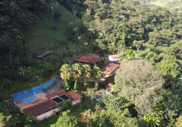 Vende-se lindo sitio na serra da moeda