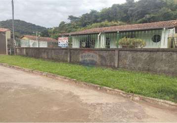 Granja  /  casa no melhor bairro de matias barbosa - mg - pitangueiras