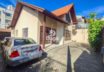 Casas à venda na trindade em florianópolis