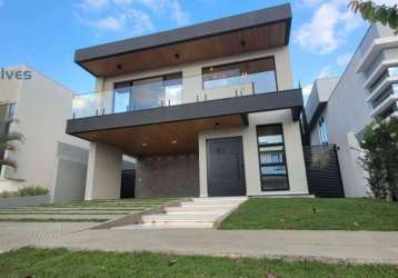 Casa duplex com 4 dormitórios à venda, 305 m² por r$ 1.800.000 - alphaville 2 - vitória da conquista/ba
