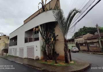 Casa em universitário  -  coronel fabriciano