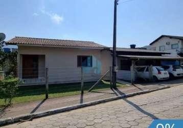 Duas casas localizadas no bairro macacu, em garopaba!