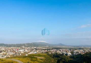 Amplo terreno com vista p/ toda cidade, próximo à praia central, em garopaba!