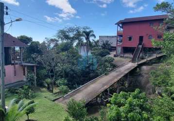 Imóvel localizado a 900 m da praia da gamboa, em garopaba!