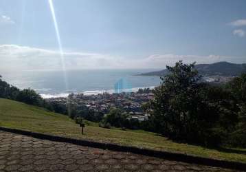 Dois amplos terrenos localizados no condomínio bela vista, bairro ferraz, em garopaba!