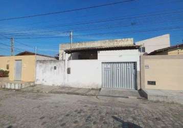 Casa à venda em rua pública, 180m², 3 quartos, 2 banheiros, 1 vagas, aruana, aracaju, se