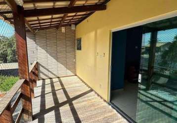 Casa à venda em rua pública, 244m², 3 quartos, 2 banheiros, 2 vagas, atalaia, aracaju, se