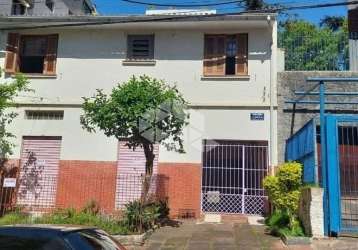 Casa com 3 quartos à venda na travessa jundiaí, 2177, higienópolis, porto alegre por r$ 880.000