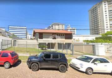 Casa com 7 quartos à venda na rua engenheiro ildefonso simões lopes, 350, três figueiras, porto alegre por r$ 8.480.000