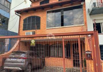 Casa com 5 quartos à venda na rua general couto de magalhães, 1894, são joão, porto alegre por r$ 1.250.000