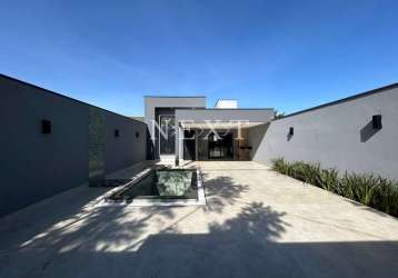 Casa com piscina e suíte em santa bárbara d'oeste