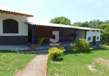 Chácara com 3 casas em atibaia e 6065 m2 - oportunidade