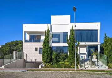 Casa em jurerê internacional  -  florianópolis