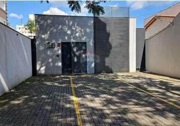 Casa comercial, térrea, reformada, com 7 salas, no cambuí, pronta para alugar.