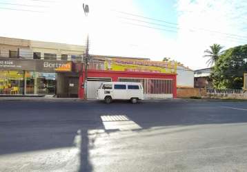 Casa com ponto comercial no centro de guarapari-es.