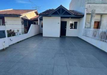 Casa com 3 quartos à venda na rua santina manzoque zen, 20, braga, são josé dos pinhais, 56 m2 por r$ 400.000