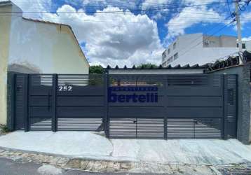 Casa com 3 dormitórios à venda, 200 m² por r$ 600.000,00 - centro - bragança paulista/sp