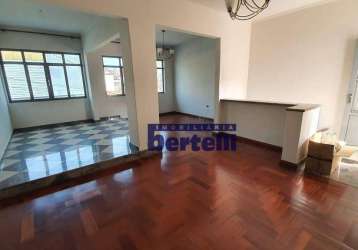 Casa com 3 dormitórios à venda, 238 m² por r$ 850.000,00 - centro - bragança paulista/sp