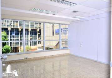 Saus 05 aluga-se prédio inteiro c/ 4.862m²