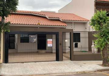 Casa para venda em umuarama, zona ii, 3 dormitórios, 1 suíte, 4 banheiros, 2 vagas